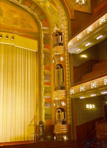 Tuschinski, Grote Zaal, Dusen 4